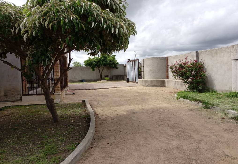 Chitungwiza Zengeza 4 House