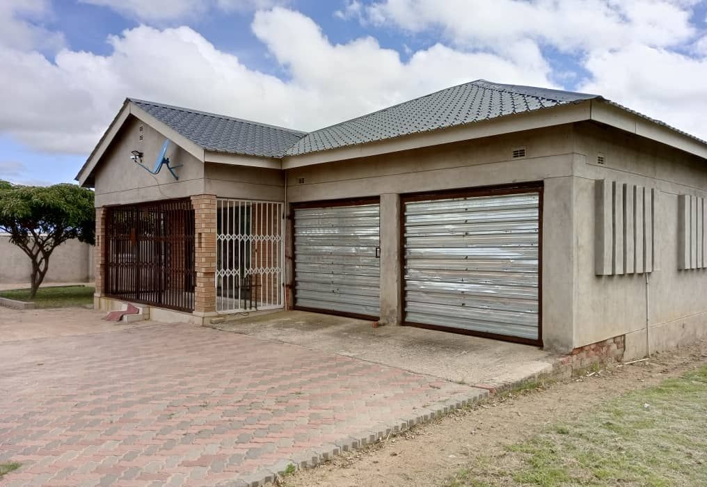 Chitungwiza Zengeza 4 House