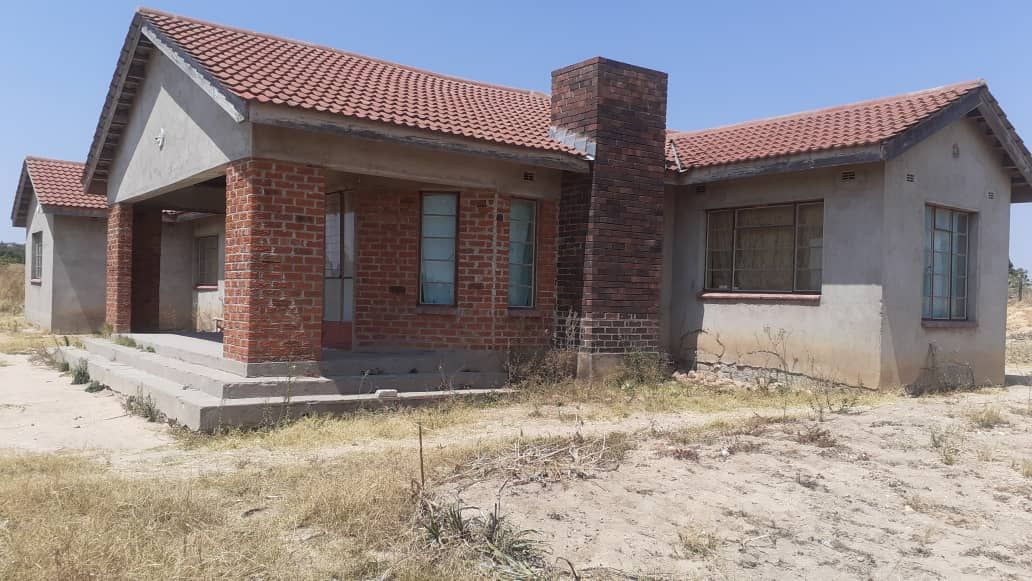 Commercial Property for Sale in Arcturus, featuring an Incomplete Homstead 