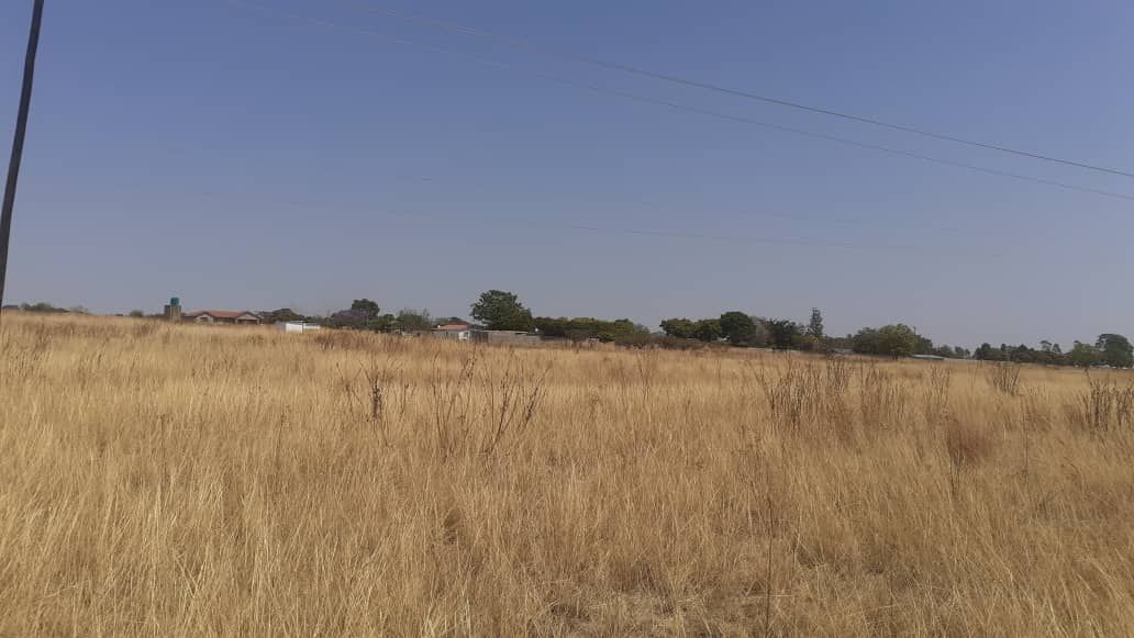 Commercial Property for Sale in Arcturus, featuring an Incomplete Homstead 