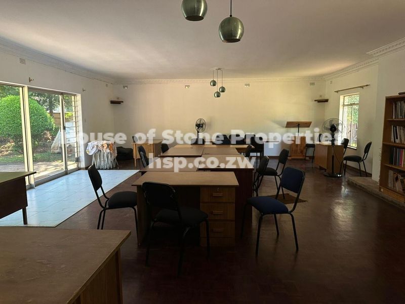 Commercial Property to let in Mt Pleasant 