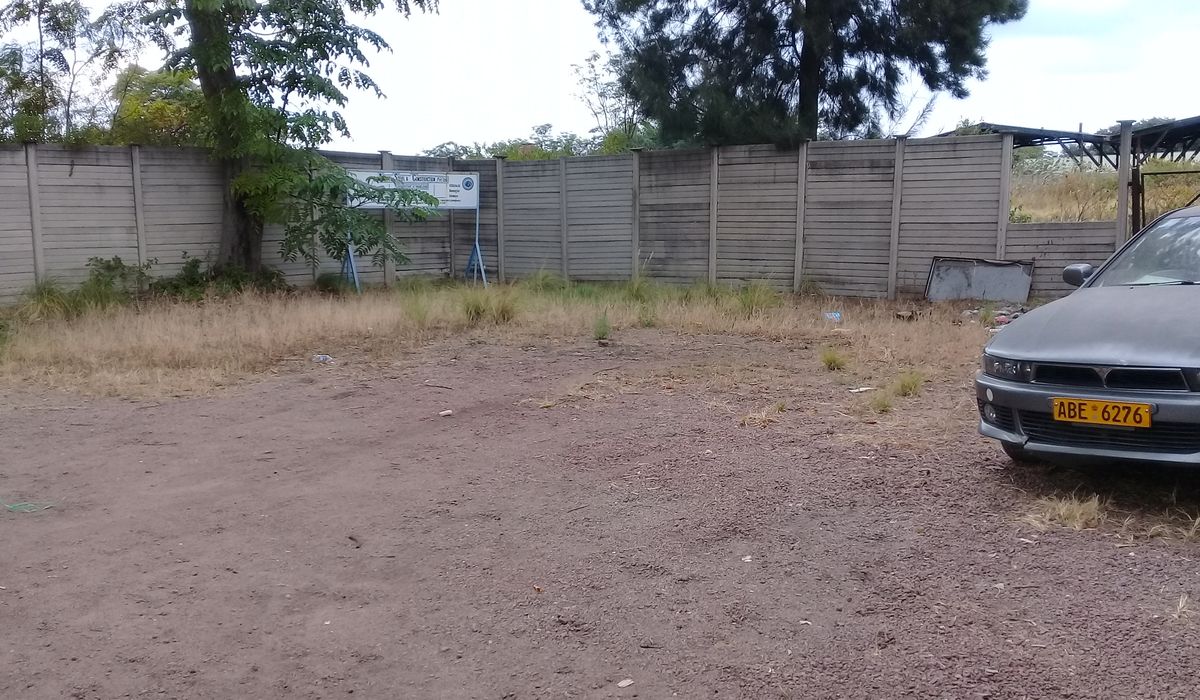 Donnington Bulawayo on 2 acres 270