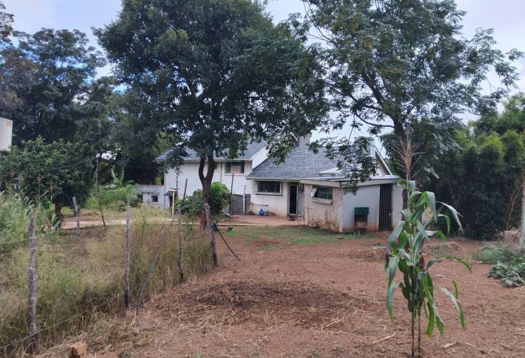 Double Storey with 5 Bedrooms for Sale in Sunninghill, Bulawayo 