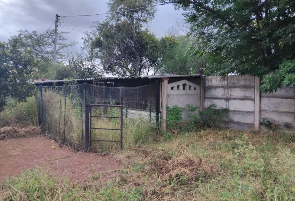 Double Storey with 5 Bedrooms for Sale in Sunninghill, Bulawayo 