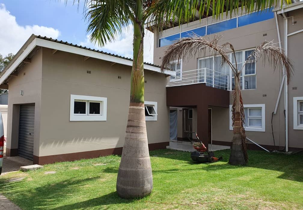 Duplex Flat for sale in Strathaven