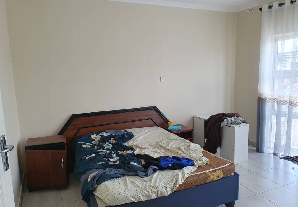 Duplex Flat for sale in Strathaven