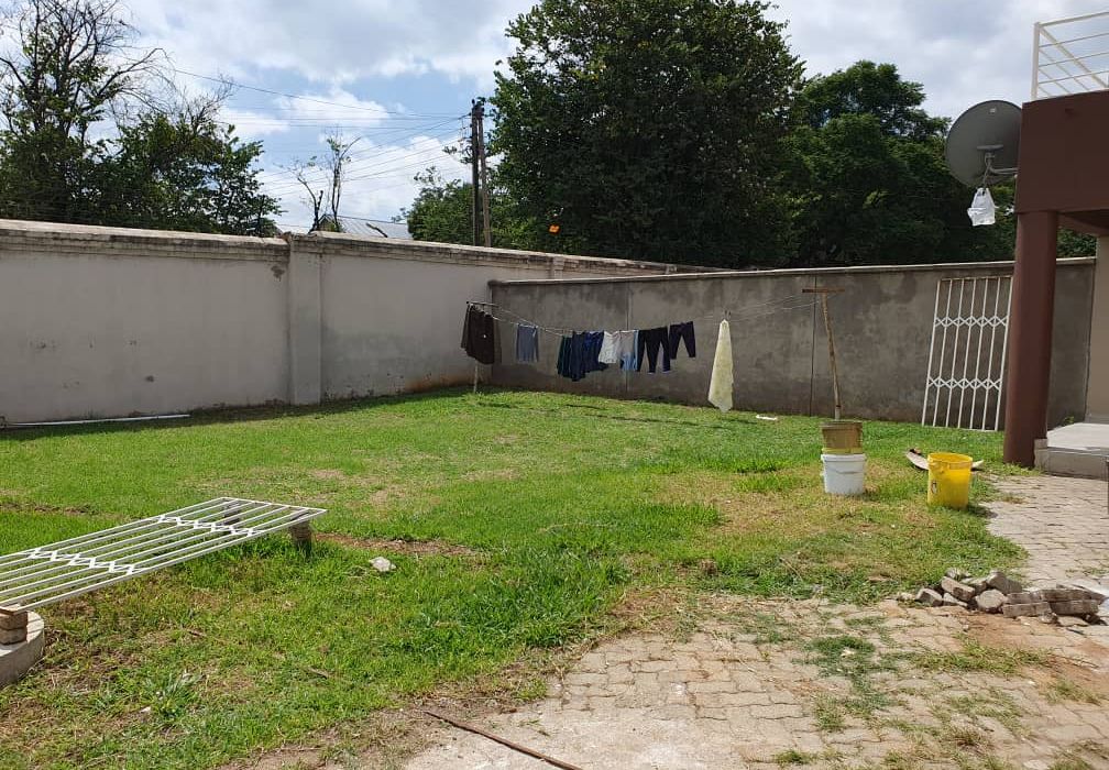 Duplex Flat for sale in Strathaven