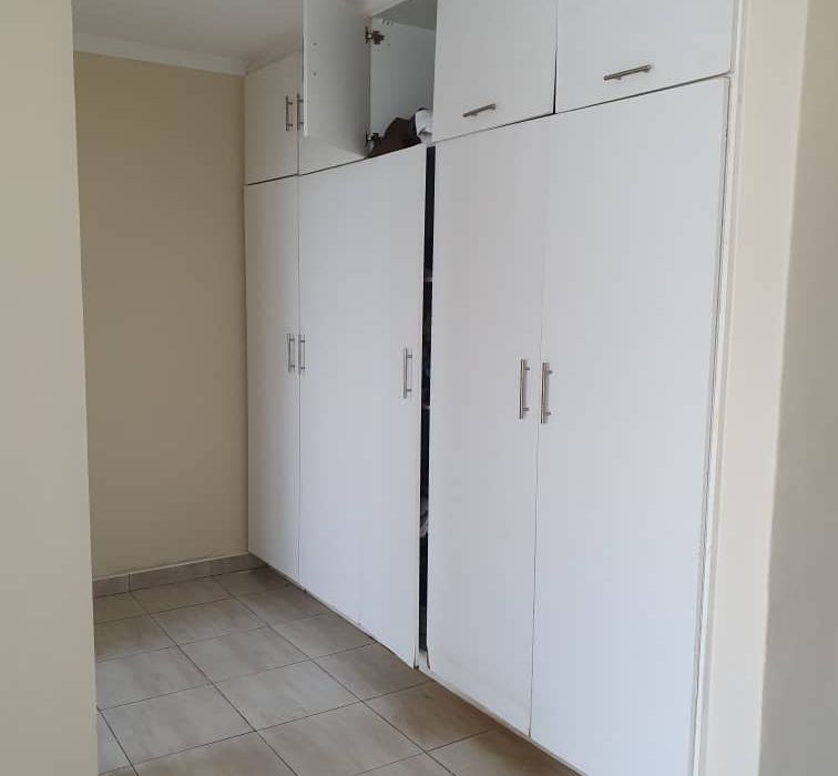 Duplex Flat for sale in Strathaven