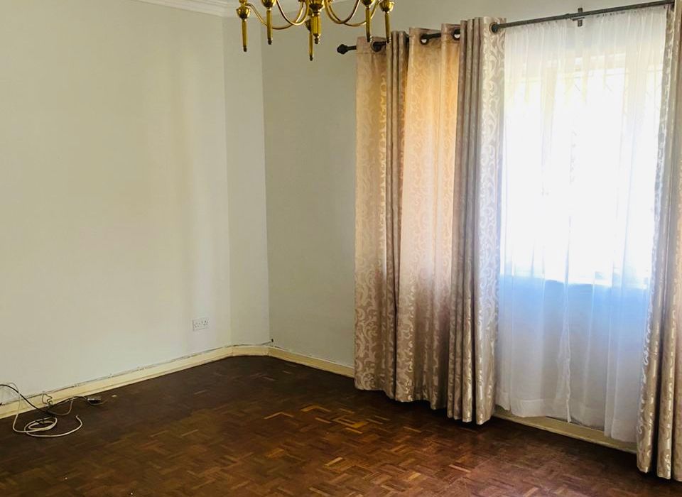 Flat to rent : Cnr 8th & Baines 