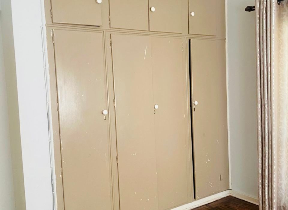 Flat to rent : Cnr 8th & Baines 
