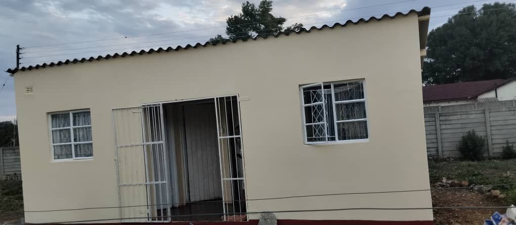 Four bed-roomed house - Riverside Gweru
