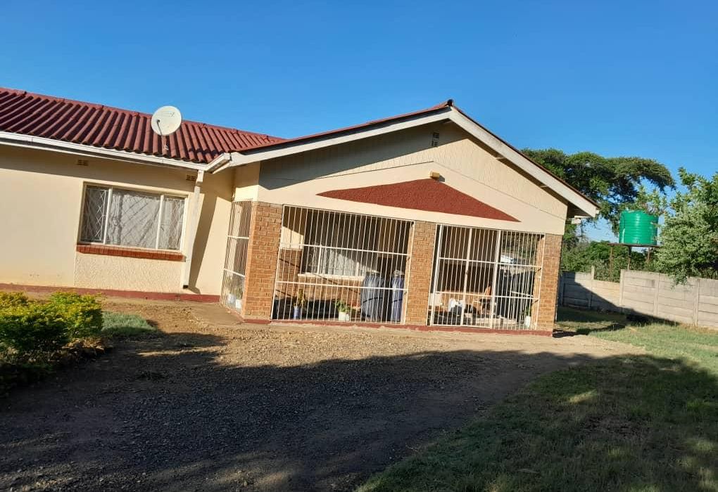 Four bed-roomed house - Riverside Gweru