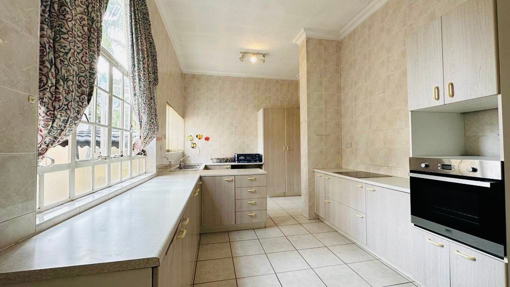 Furnished house to rent in Chisipite 