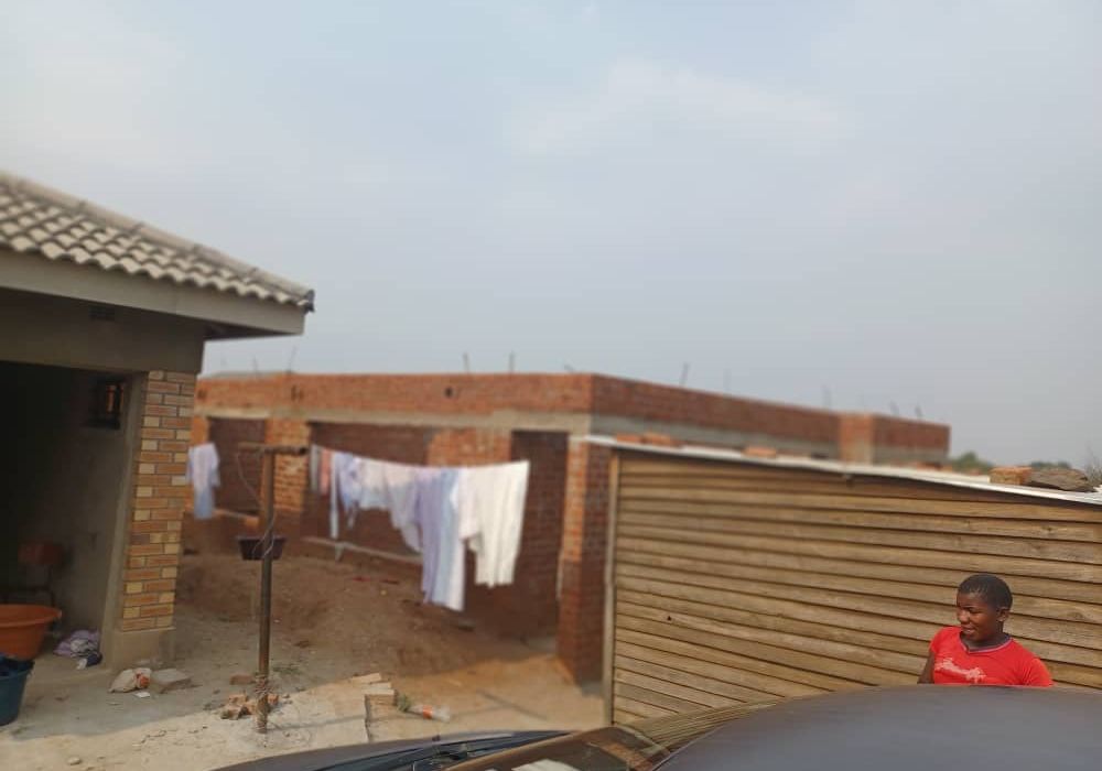 Incomplete 4 Bedroom House in Glaudina for Sale 
