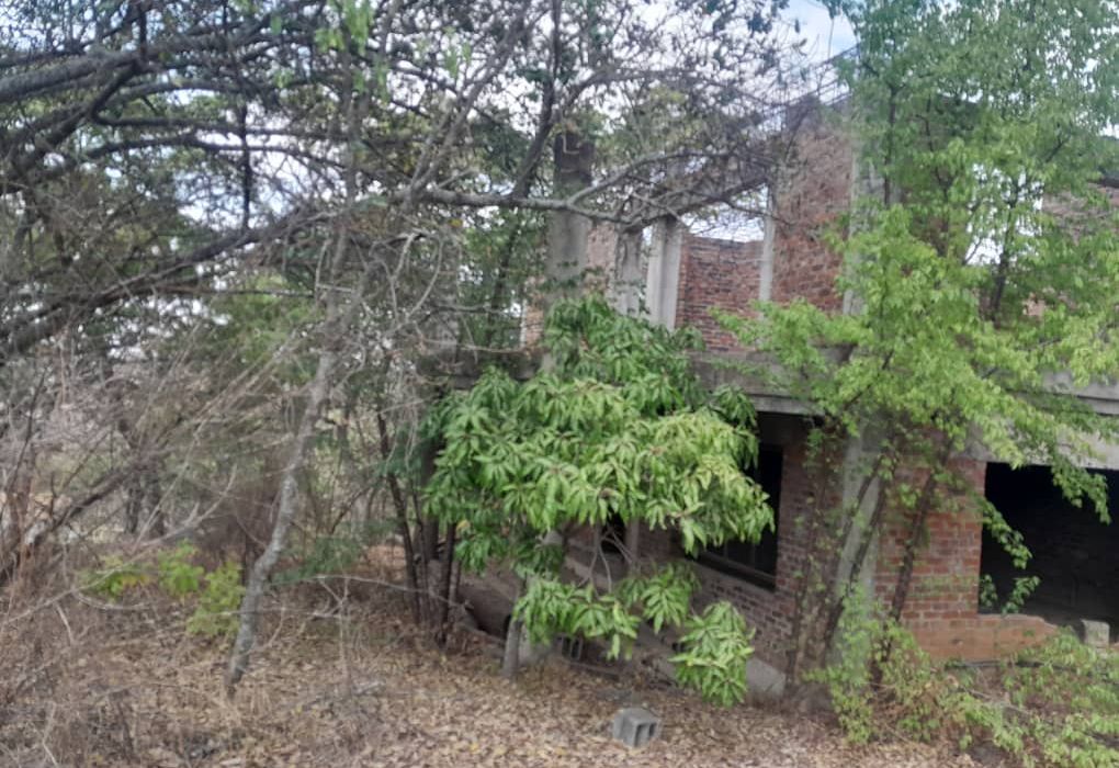 Incomplete 5 Bedroom House in Greystone Park for Sale  
