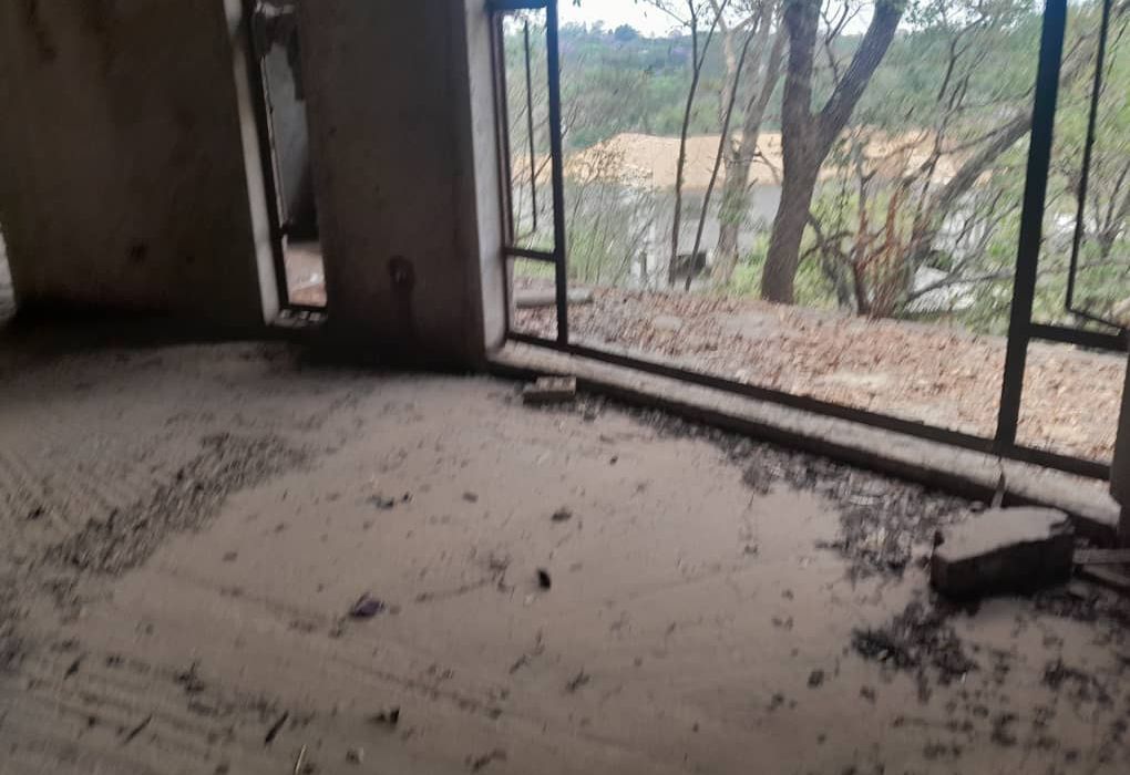 Incomplete 5 Bedroom House in Greystone Park for Sale  
