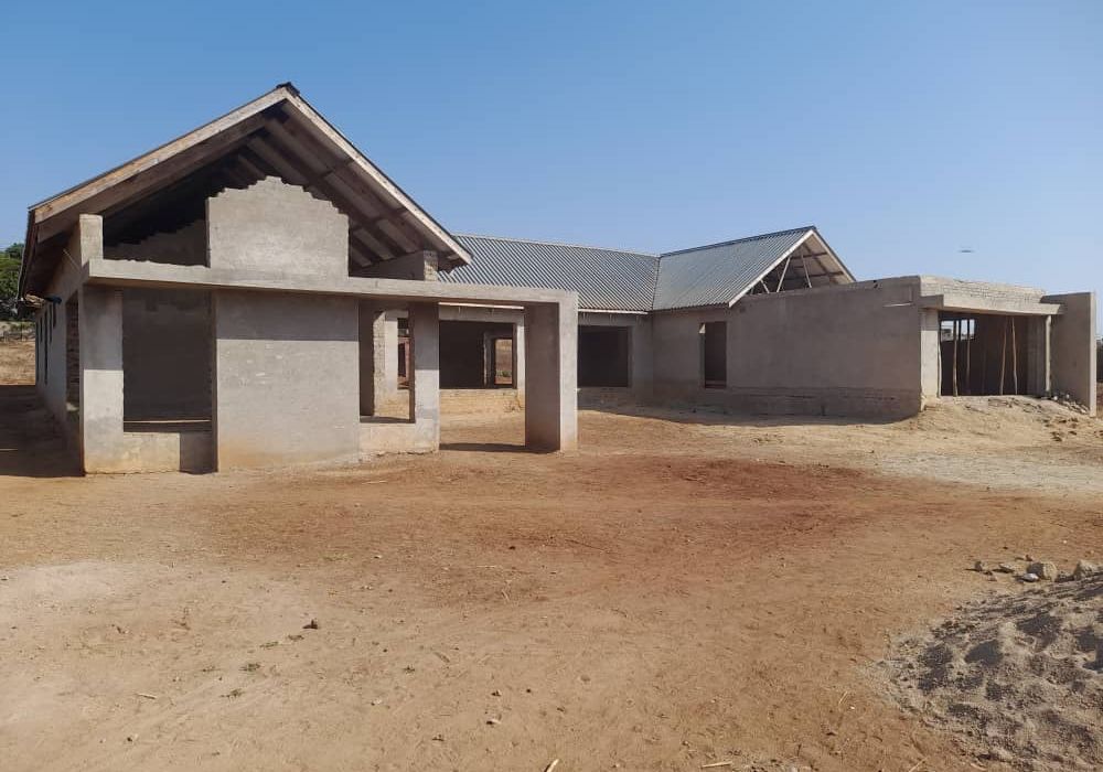 Incomplete House for Sale in Gletwin