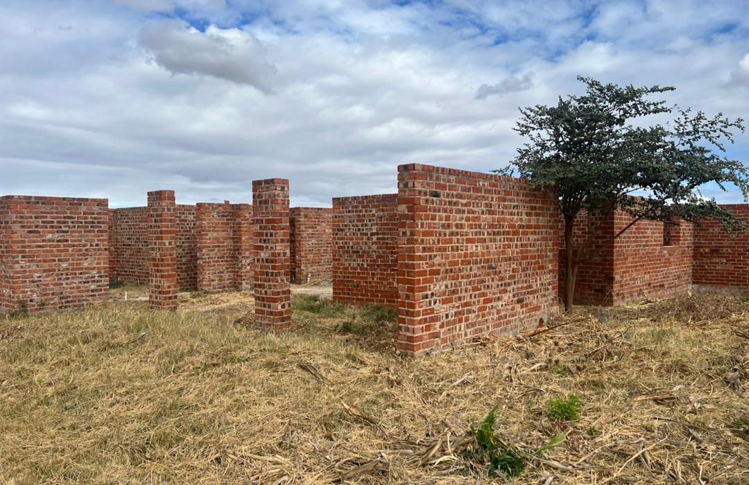 Incomplete House for Sale in Southlea Park