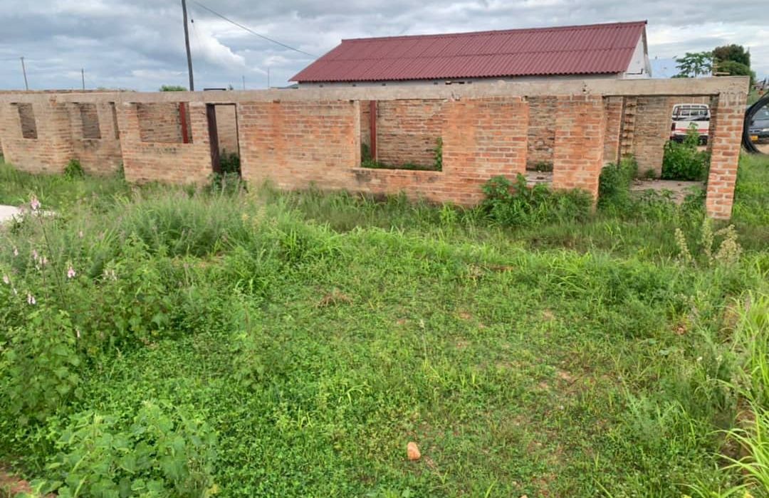 Incomplete House in Murombedzi for Sale 