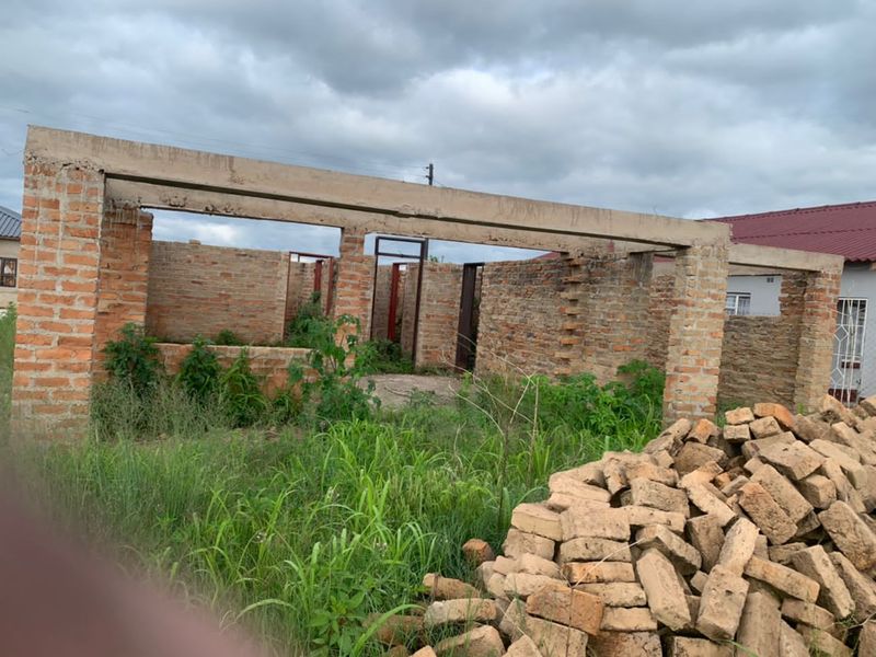 Incomplete House in Murombedzi for Sale 
