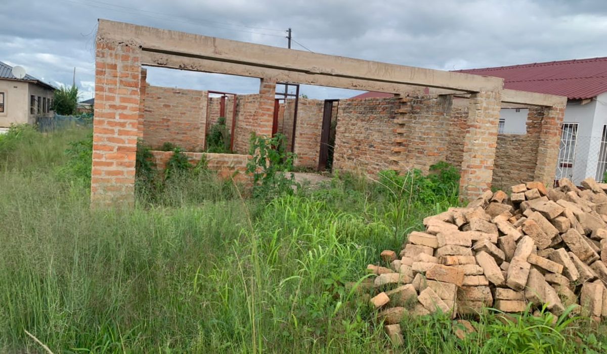 Incomplete House in Murombedzi for Sale 