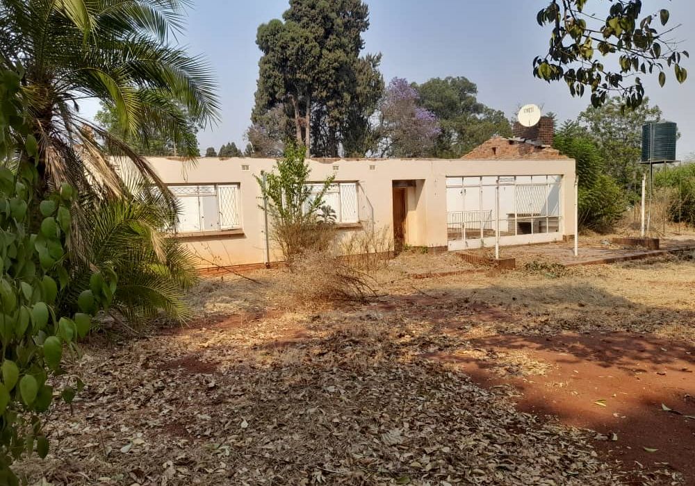 Infill Stand featuring a Dilapidated House for Sale in Greendale 