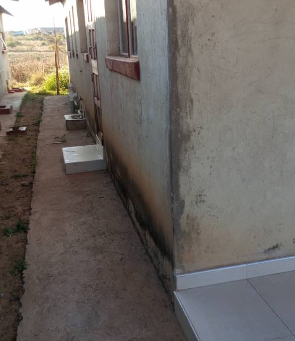 KWEKWE -REDCLIFF HOUSE