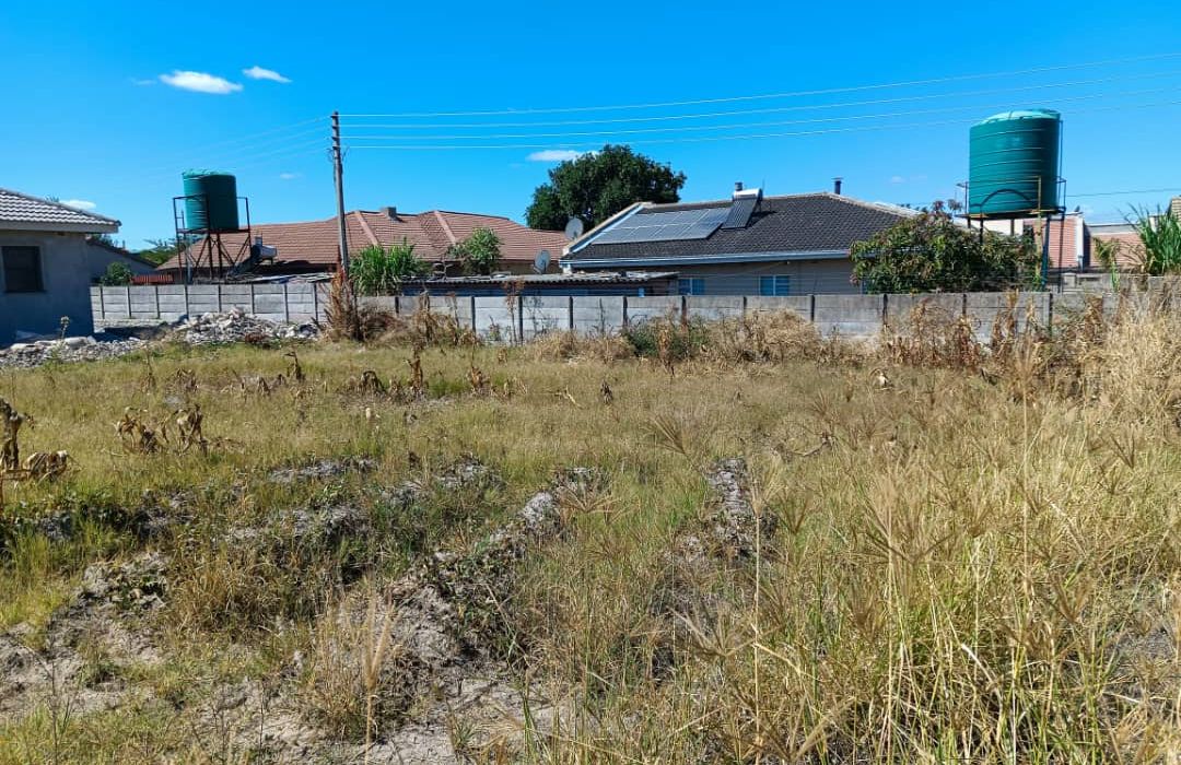 Land for Sale in Zimre Park