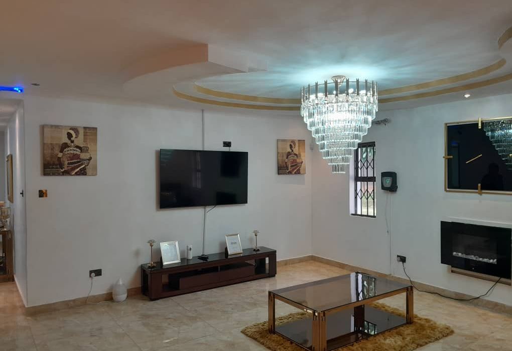 Luxury 3-Bedroom House for Rent in Quinnington, Harare