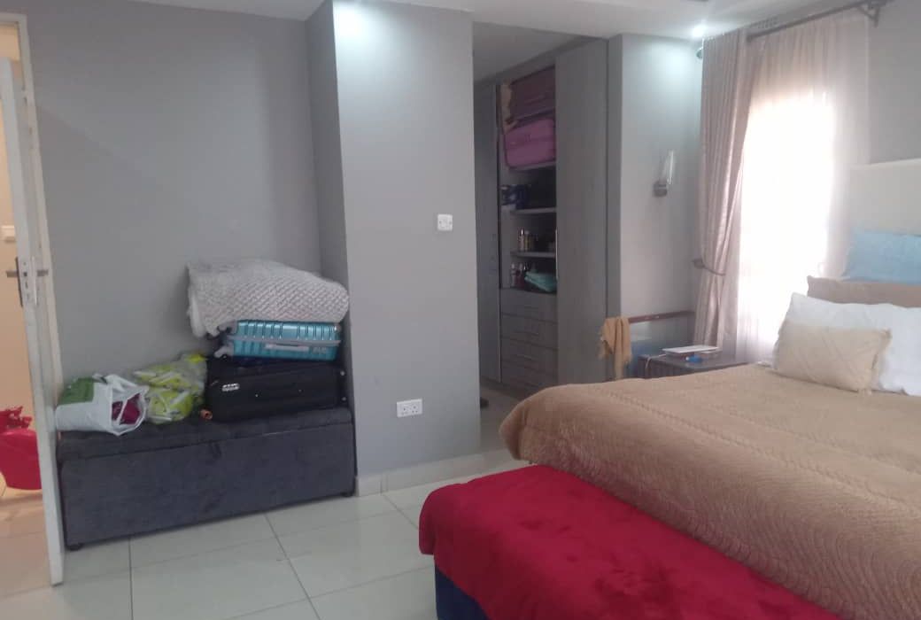 4 BEDROOM MADOKERO HOUSE FOR SALE