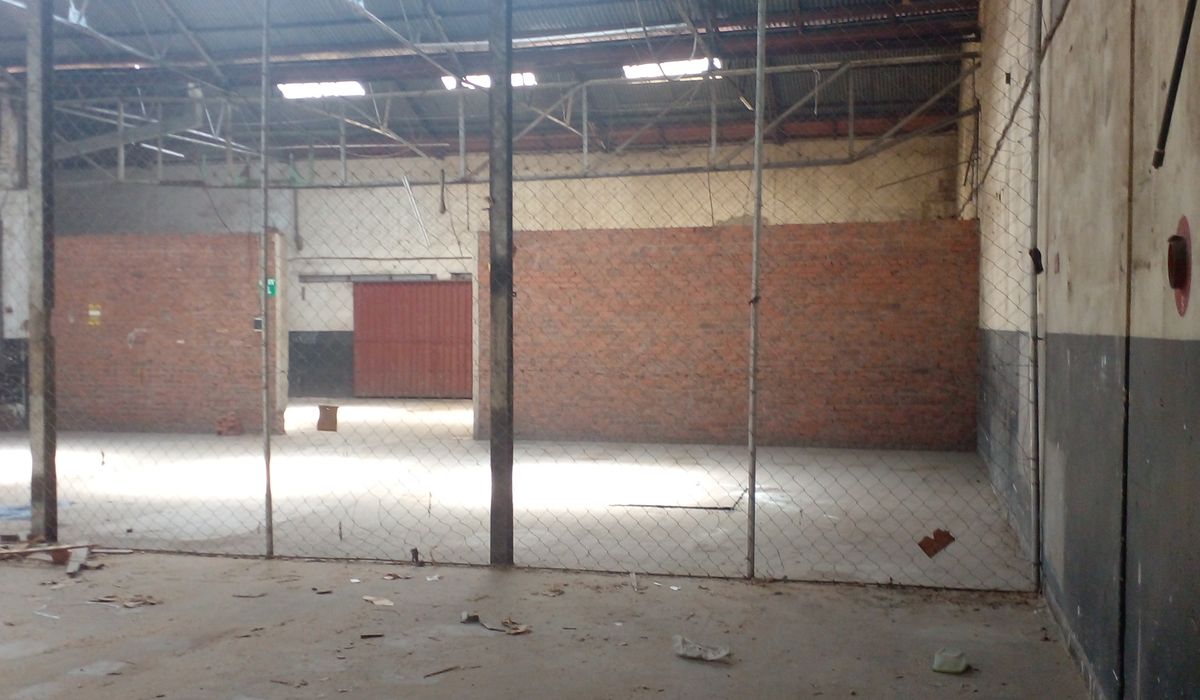 Msasa warehouse for rent 