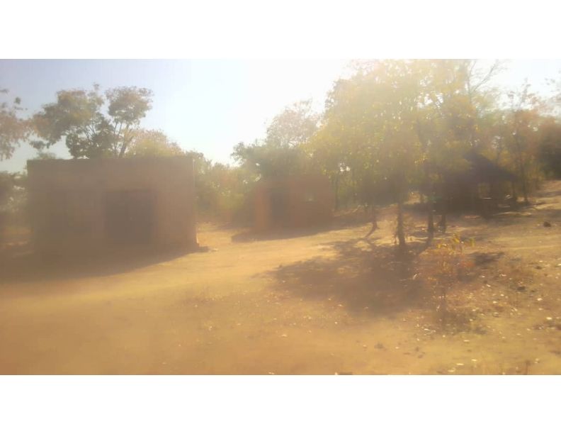 Plot for Sale featuring a Farm House, along Sanyati Road