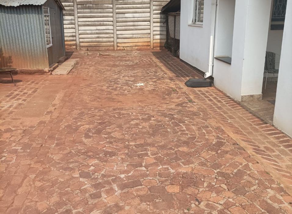 Prime 300 m² Office Space with Borehole in Belvedere, Harare West