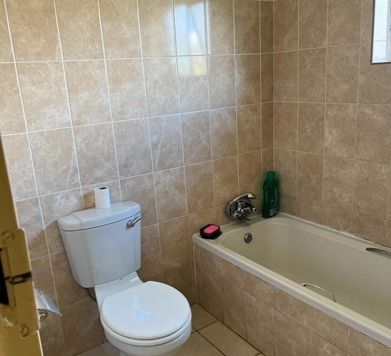 Quinnington Garden Flat Available