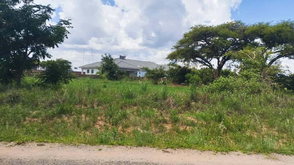 Residential Stand for Sale in Arlington Estate 