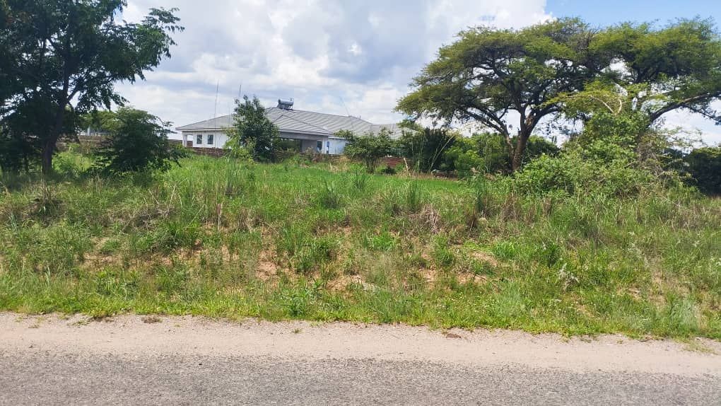 Residential Stand for Sale in Arlington Estate 