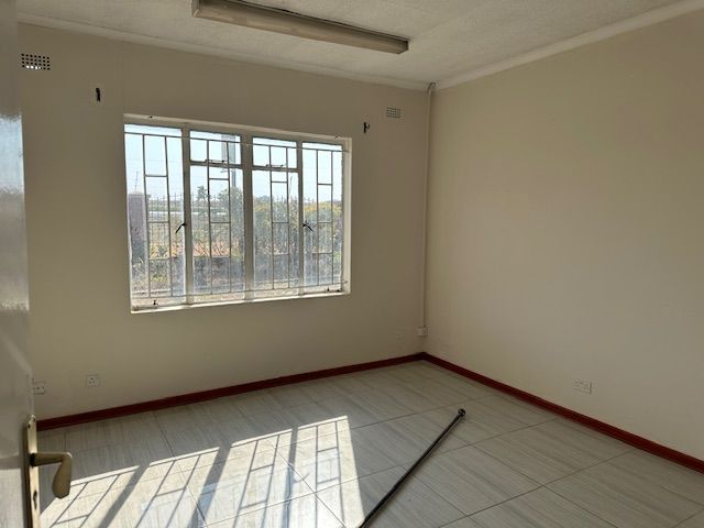Ruwa - Mutare Road Office Block/Retail Frontage