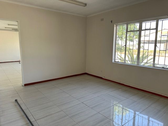 Ruwa - Mutare Road Office Block/Retail Frontage