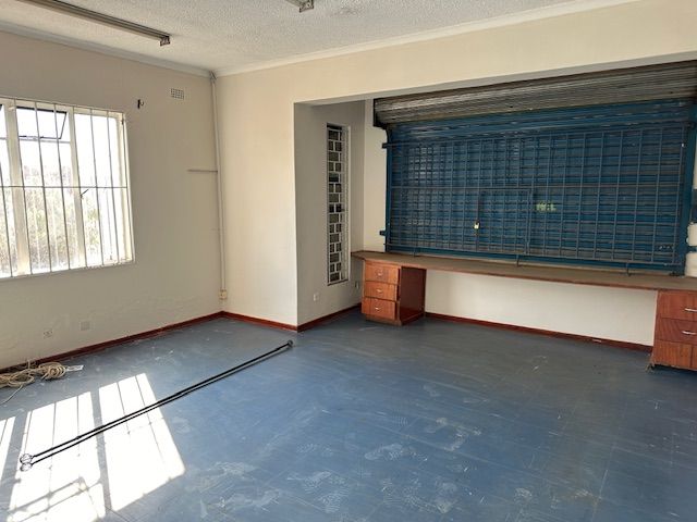 Ruwa - Mutare Road Office Block/Retail Frontage