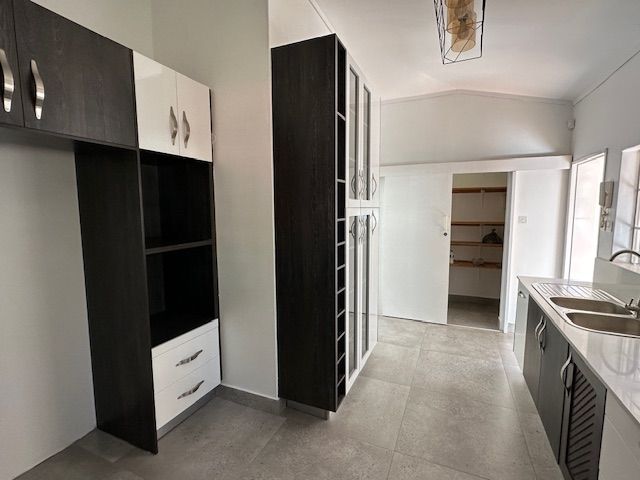 Secure Executive Lockup & Go Corner Townhouse