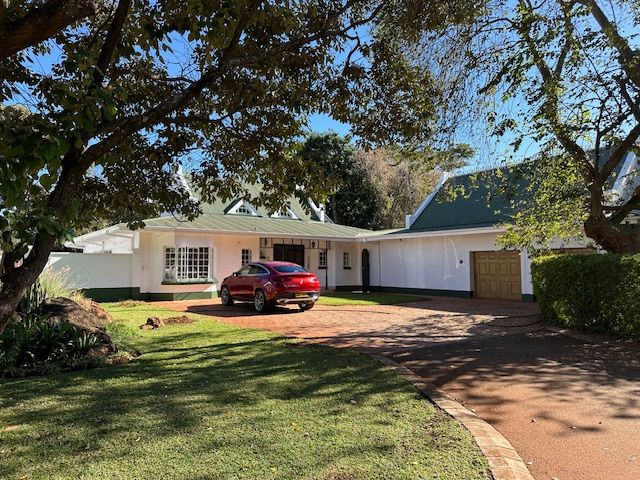 Secure Executive Lockup & Go Corner Townhouse