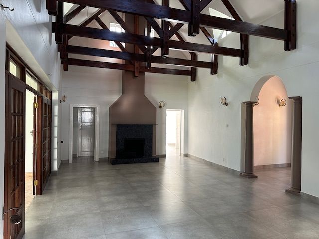 Secure Executive Lockup & Go Corner Townhouse