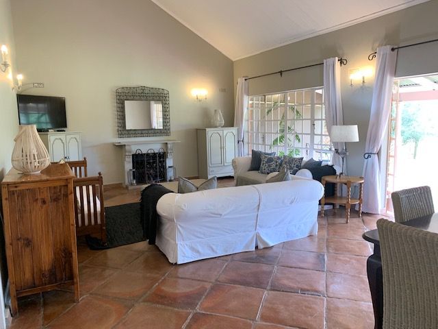 Secure Rustic Furnished 2 Bed Cottage