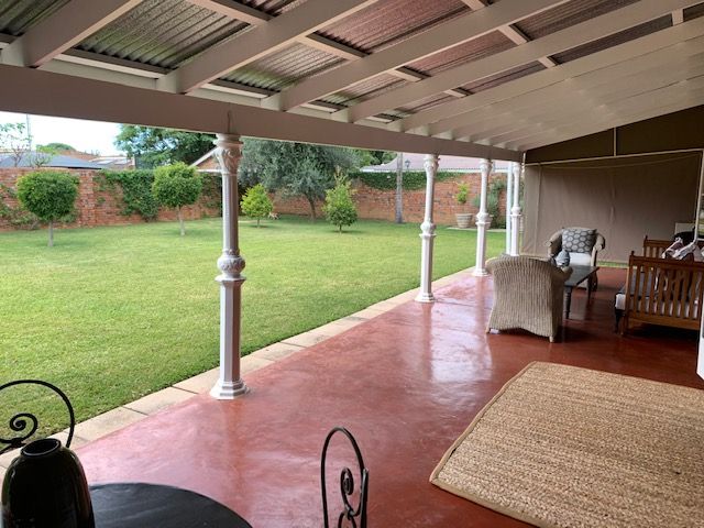Secure Rustic Furnished 2 Bed Cottage