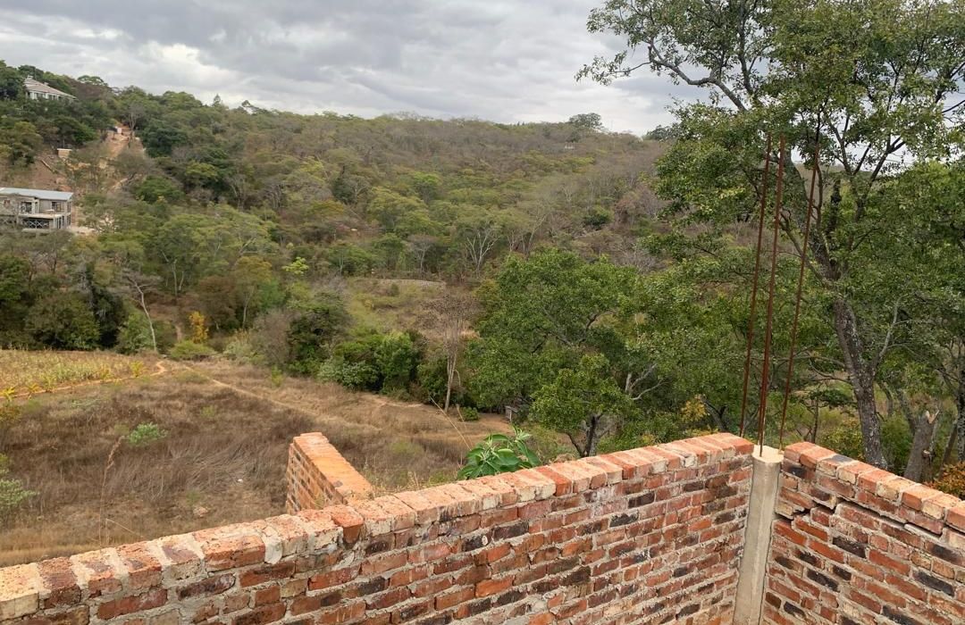 Stand for Sale in Glen Lorne 