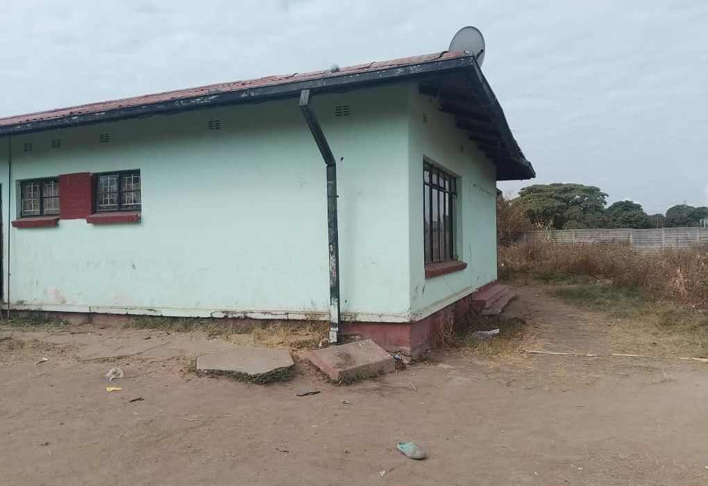 Stand for Sale in Lochinvar 