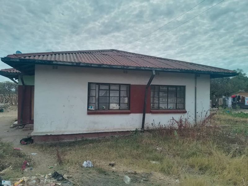 Stand for Sale in Lochinvar 