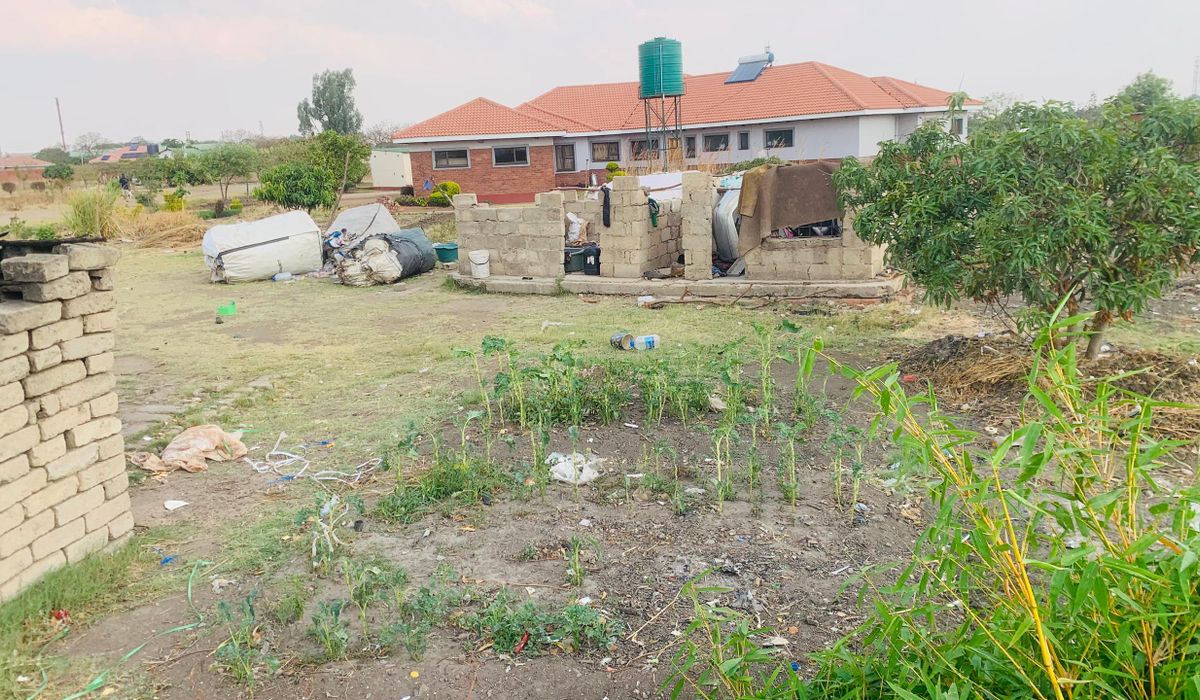 Stand for Sale in Lochinvar , featuring a temporary staff cottage