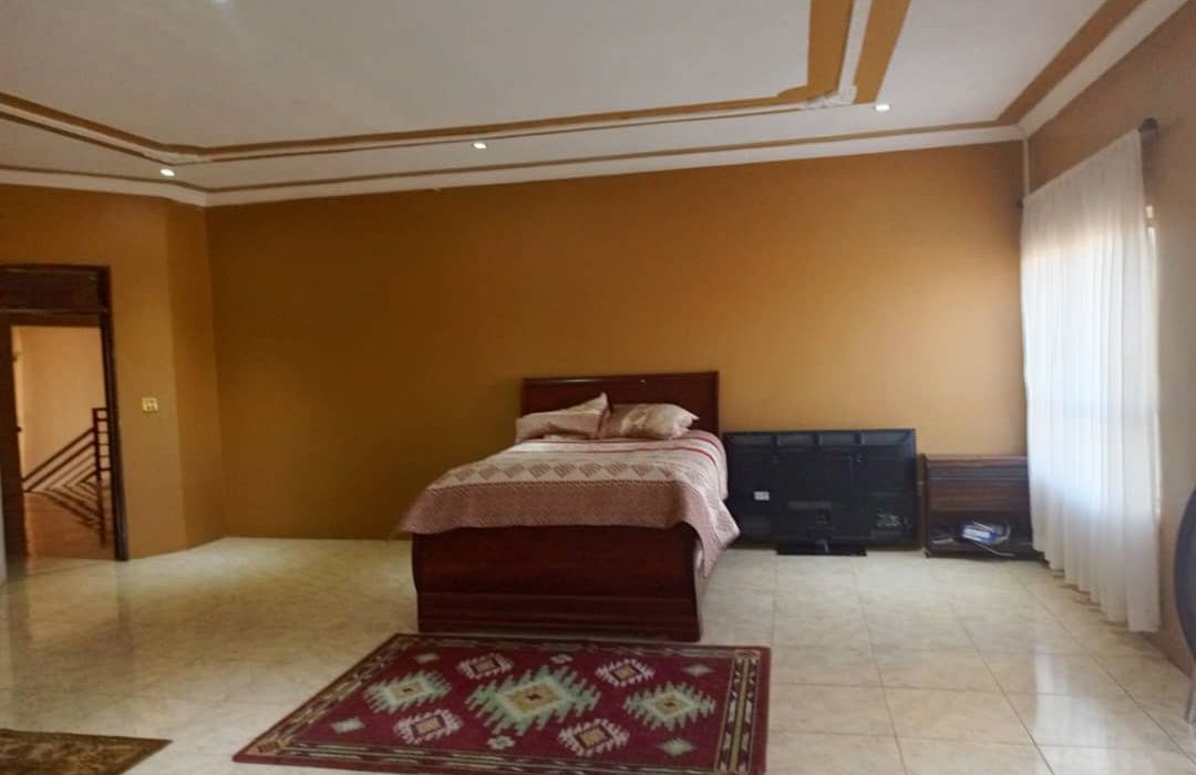 Stand in Ruwa, Goromonzi District for Sale 