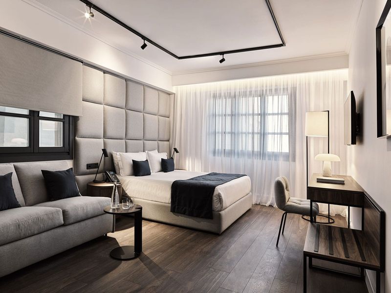 Test Executive Suite, Avondale 